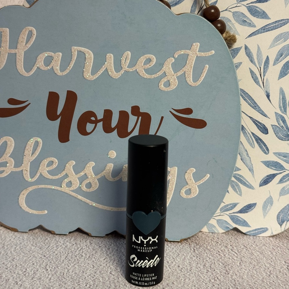 NYX Suede Matte Lipstick - Bold Blue “Ace” - Picture 6 of 6